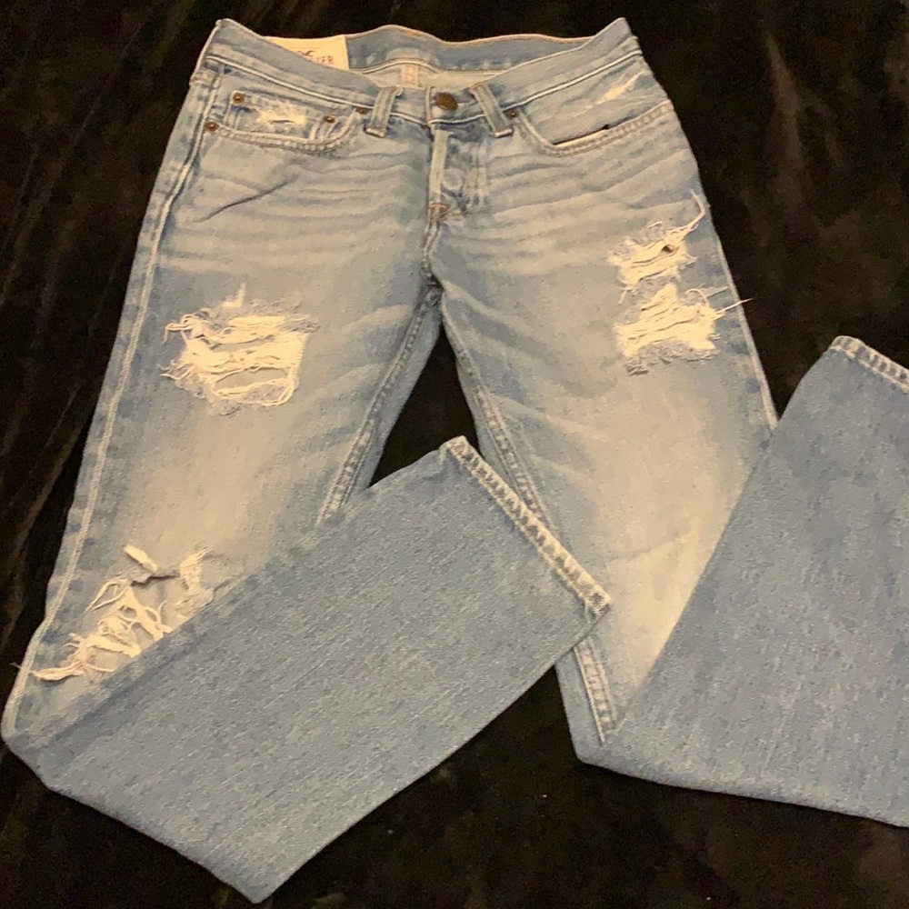 Boys Hollister distressed jeans
